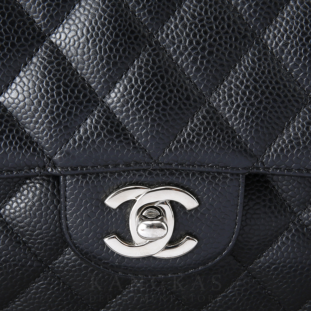 CHANEL(USED)샤넬 클래식 캐비어 미듐 블랙 은장