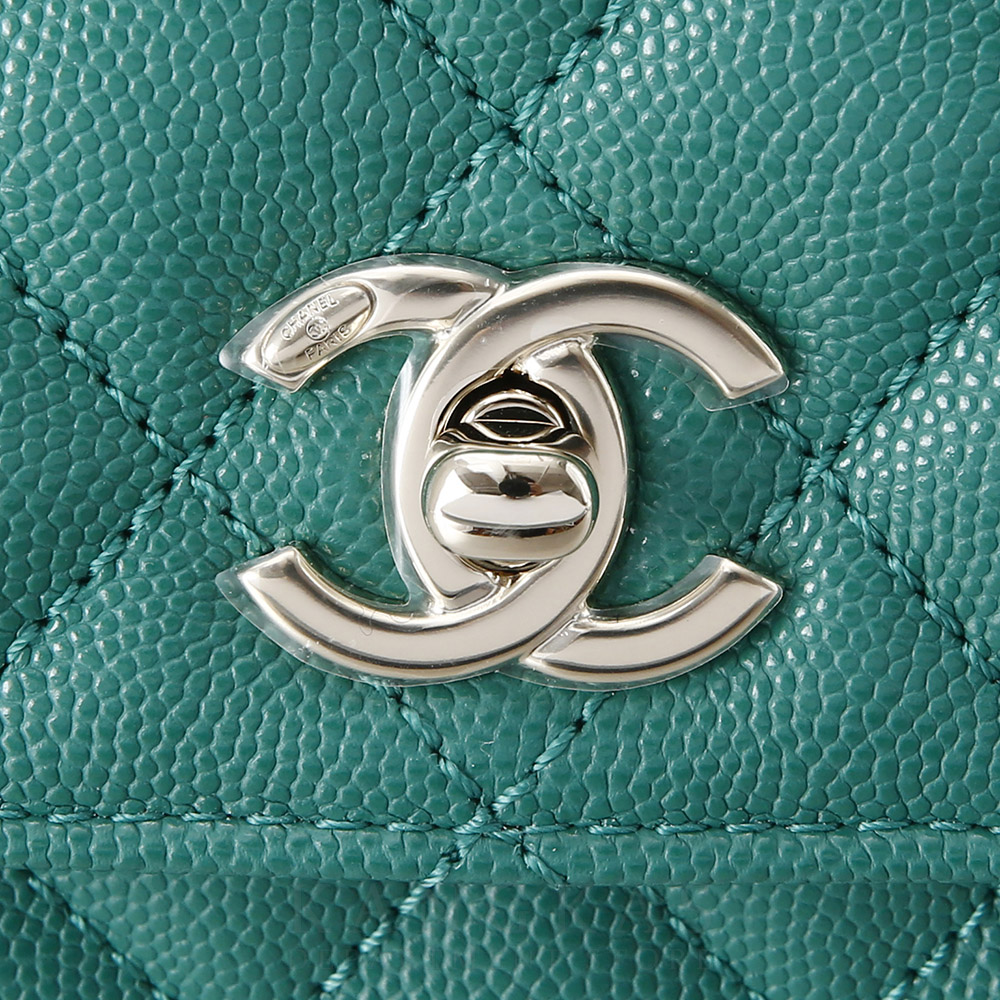 CHANEL(NEW)샤넬 캐비어 코코핸들23 스몰 그린 (새상품) NEW PRODUCT