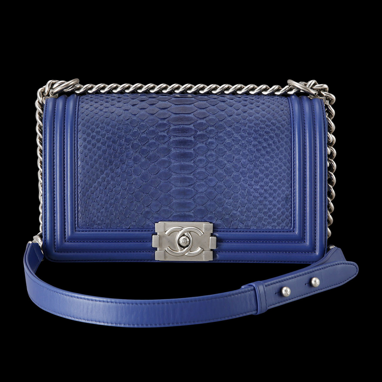 CHANEL(USED)샤넬 보이샤넬 파이톤 미듐