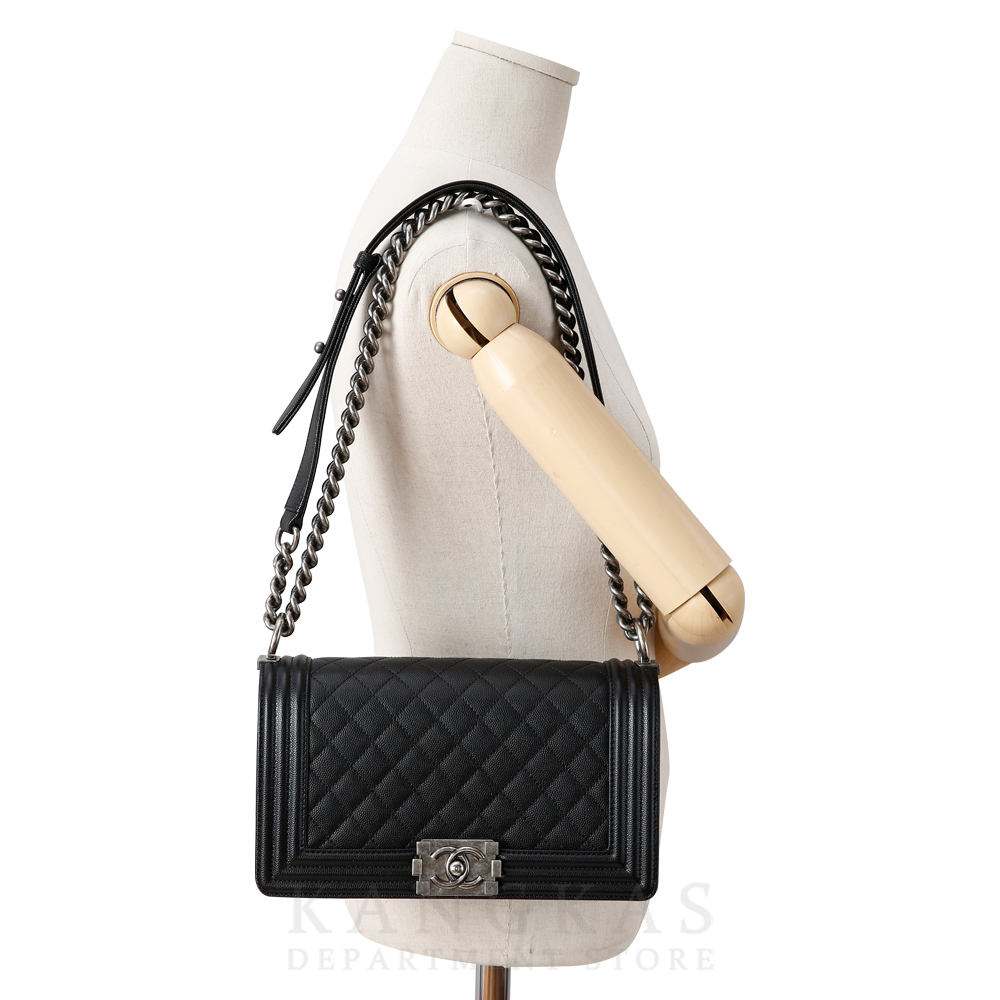 CHANEL(USED)샤넬 캐비어 보이샤넬 미듐