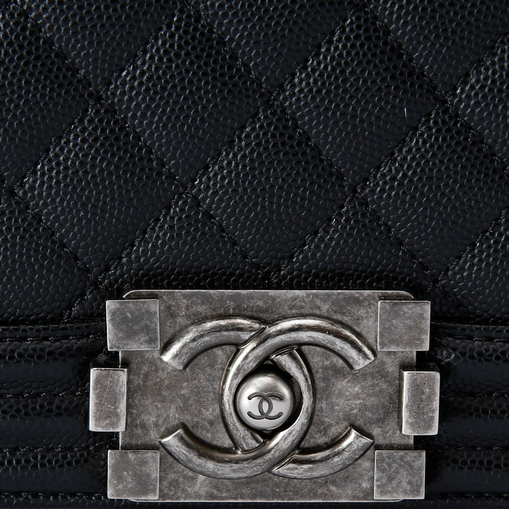 CHANEL(USED)샤넬 캐비어 보이샤넬 미듐