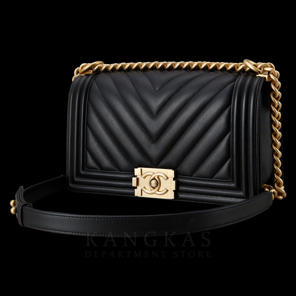 CHANEL(USED)샤넬 보이샤넬 쉐브론 미듐 @@@