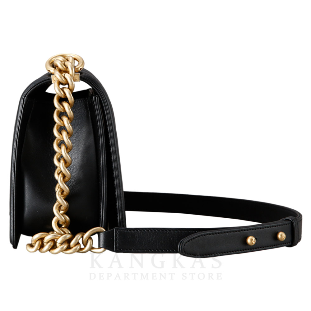 CHANEL(USED)샤넬 보이샤넬 쉐브론 미듐 @@@
