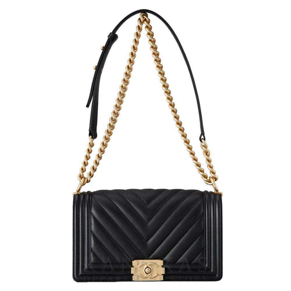 CHANEL(USED)샤넬 보이샤넬 쉐브론 미듐 @@@
