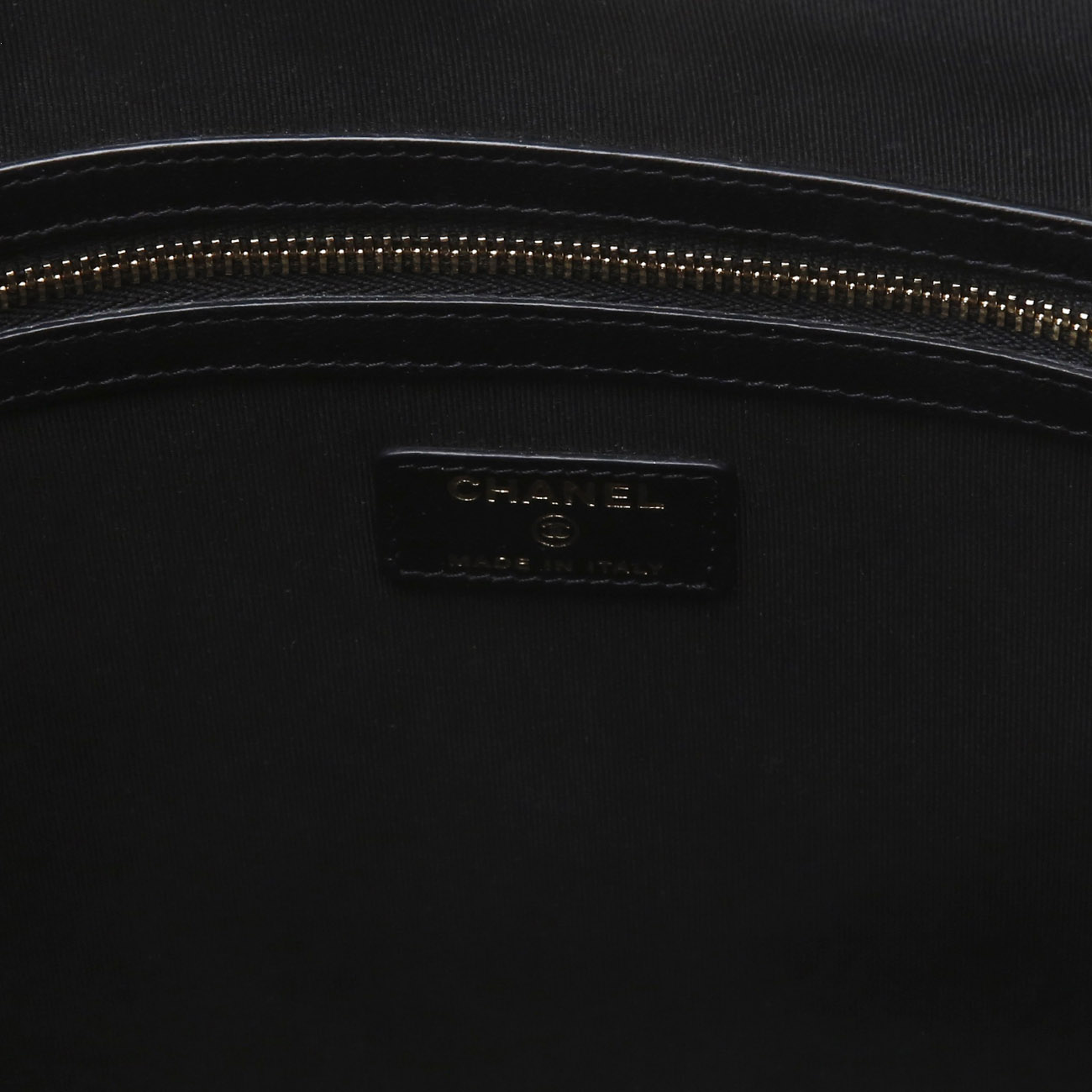 CHANEL(USED)샤넬 쉐브론 클래식 클러치 라지