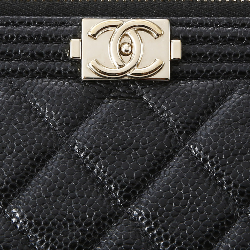 CHANEL(USED)샤넬 캐비어 보이샤넬 클러치 뉴미듐