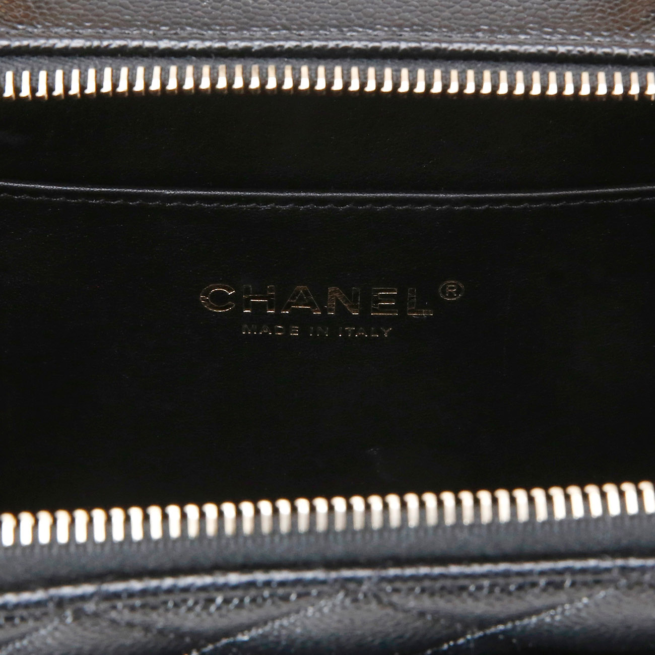 CHANEL(USED)샤넬 시즌 캐비어 코스메틱백