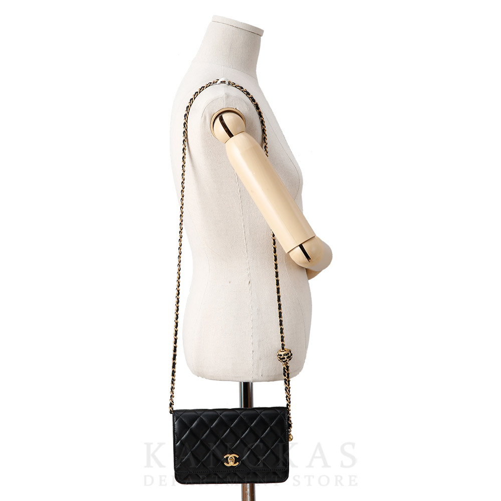 CHANEL(USED)샤넬 AP1450 램스킨 골든볼 WOC
