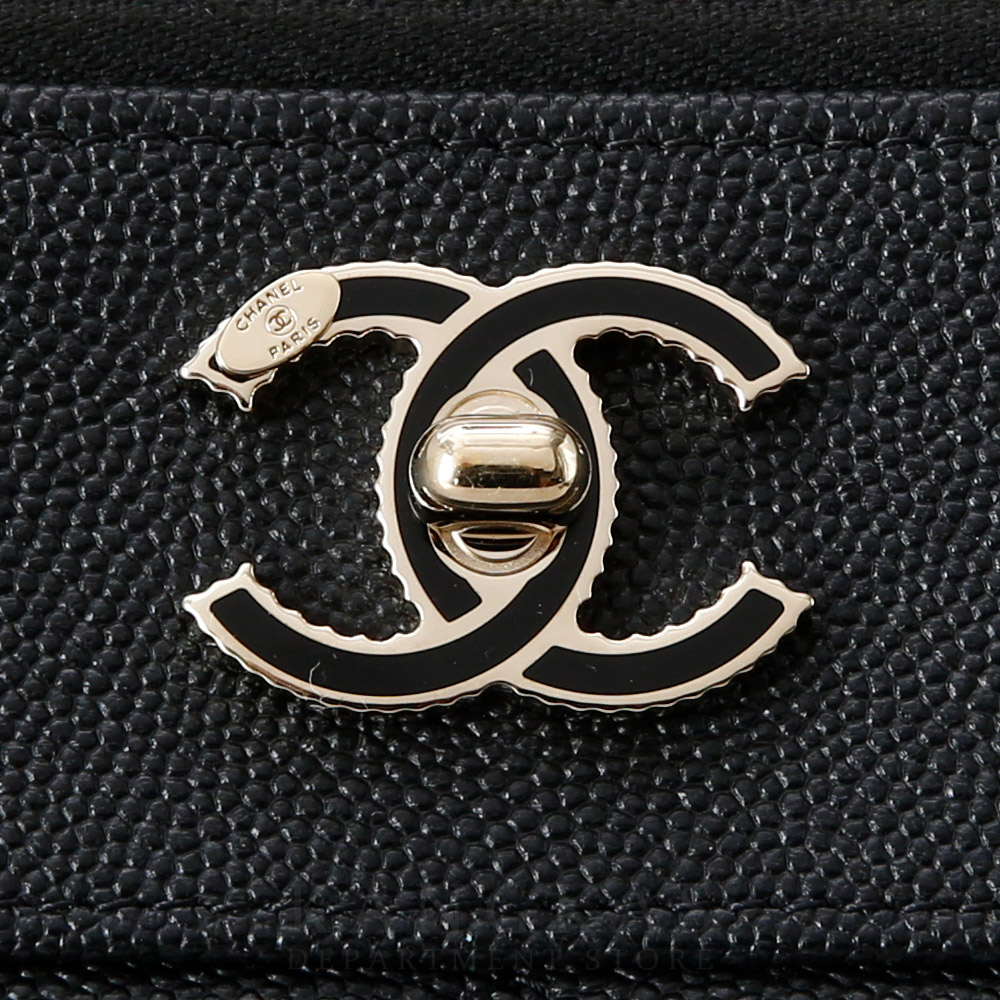 CHANEL(USED)샤넬 캐비어 마드모아젤 클러치 뉴미듐