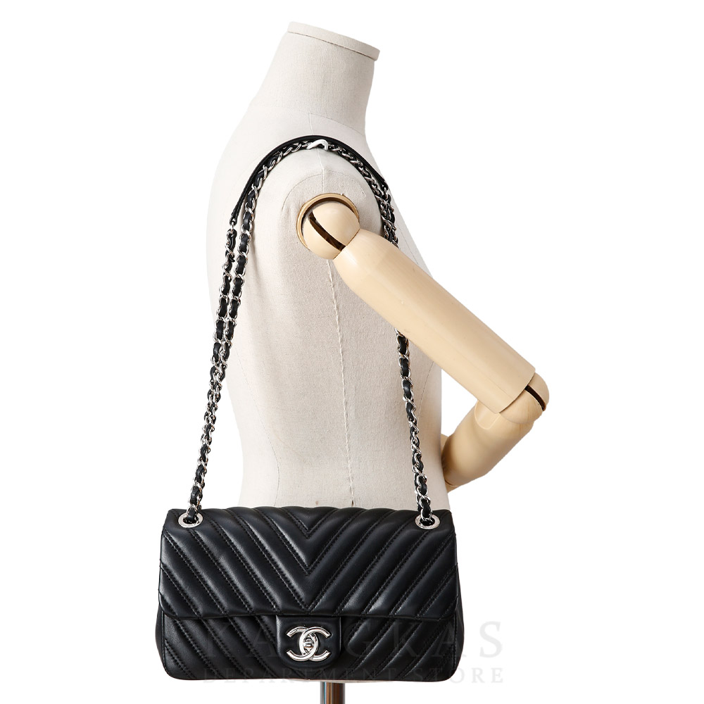 CHANEL(USED)샤넬 시즌 쉐브론 플랩백