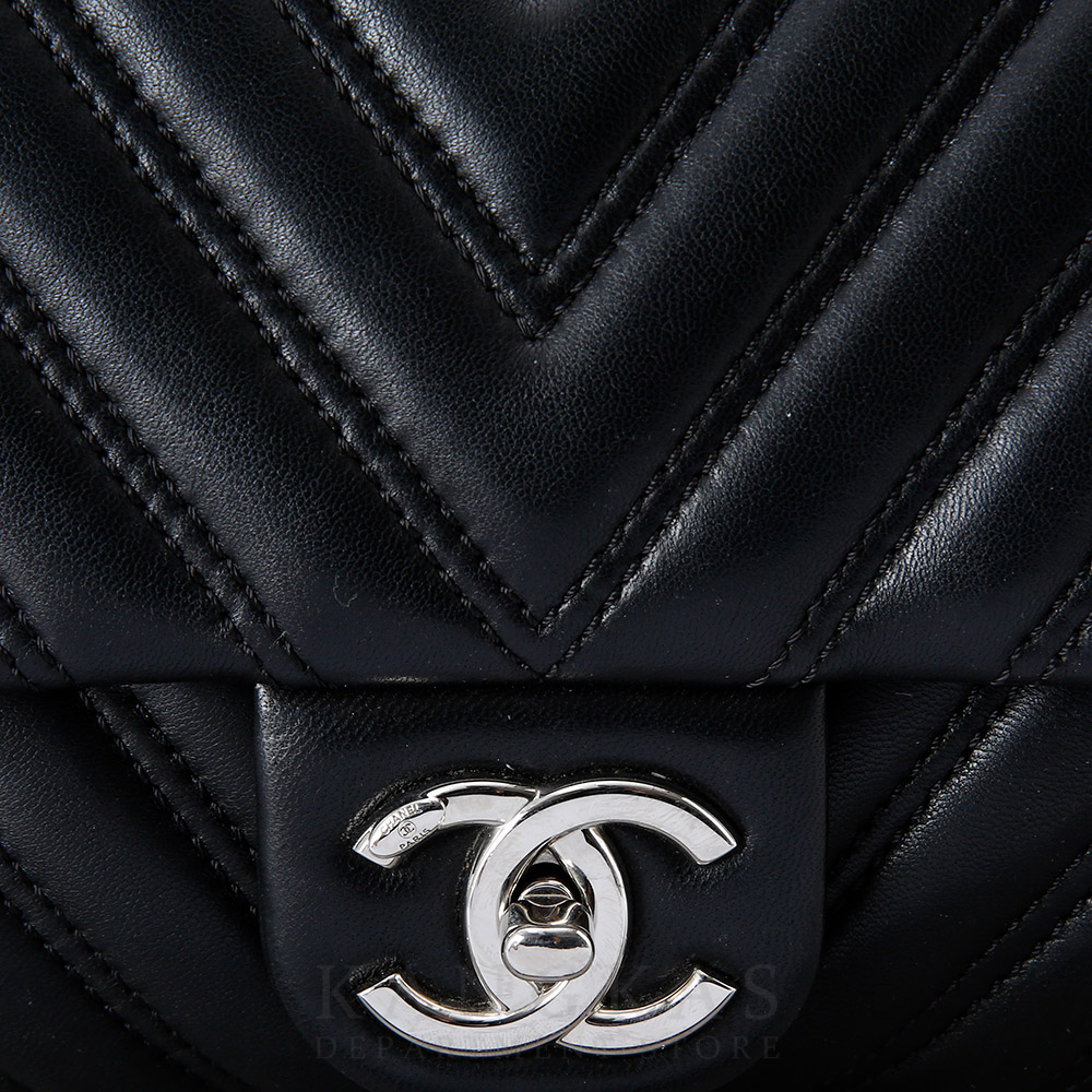 CHANEL(USED)샤넬 시즌 쉐브론 플랩백