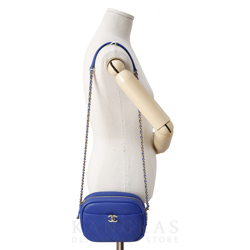 CHANEL(USED)샤넬 AS0137 시즌 CC로고 지퍼 카메라백