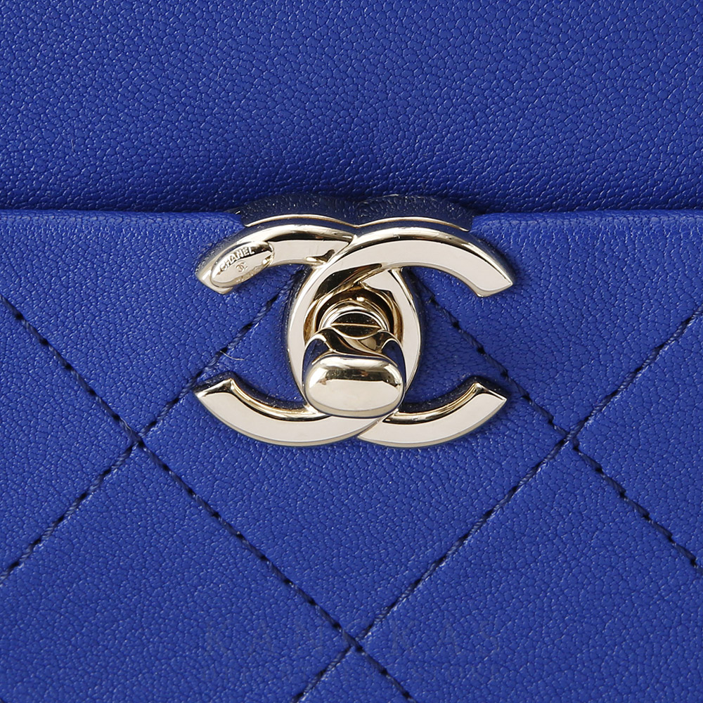 CHANEL(USED)샤넬 AS0137 시즌 CC로고 지퍼 카메라백