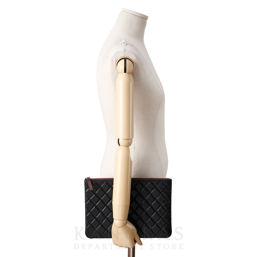 CHANEL(USED)샤넬 A82045 클래식 캐비어 클러치 미듐