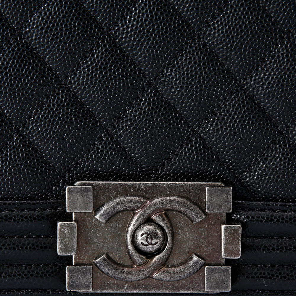 CHANEL(USED)샤넬 보이샤넬 캐비어 미듐 블랙