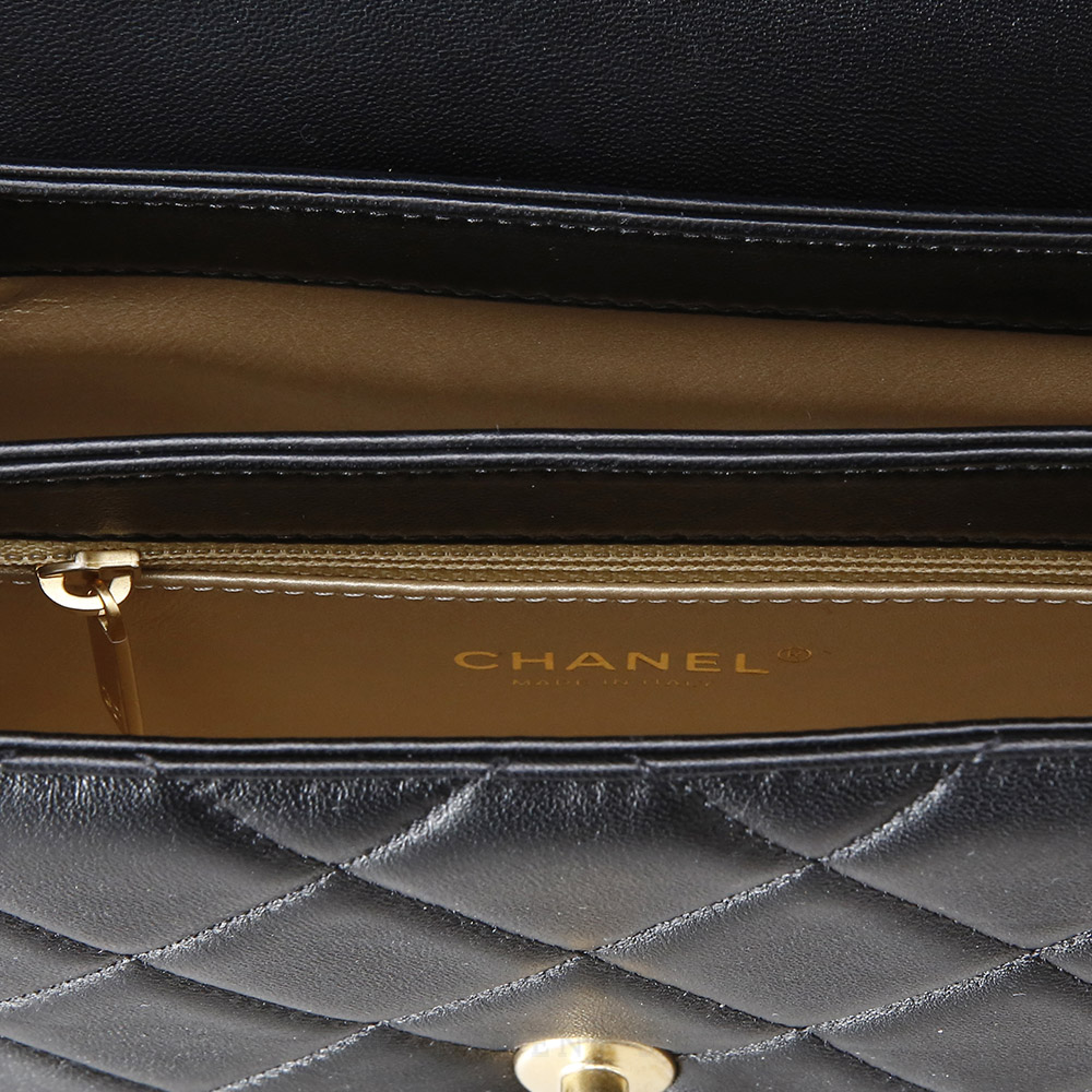 CHANEL(USED)샤넬 AS3241 시즌 램스킨 디아망떼 골드메탈 CC로고 플랩백