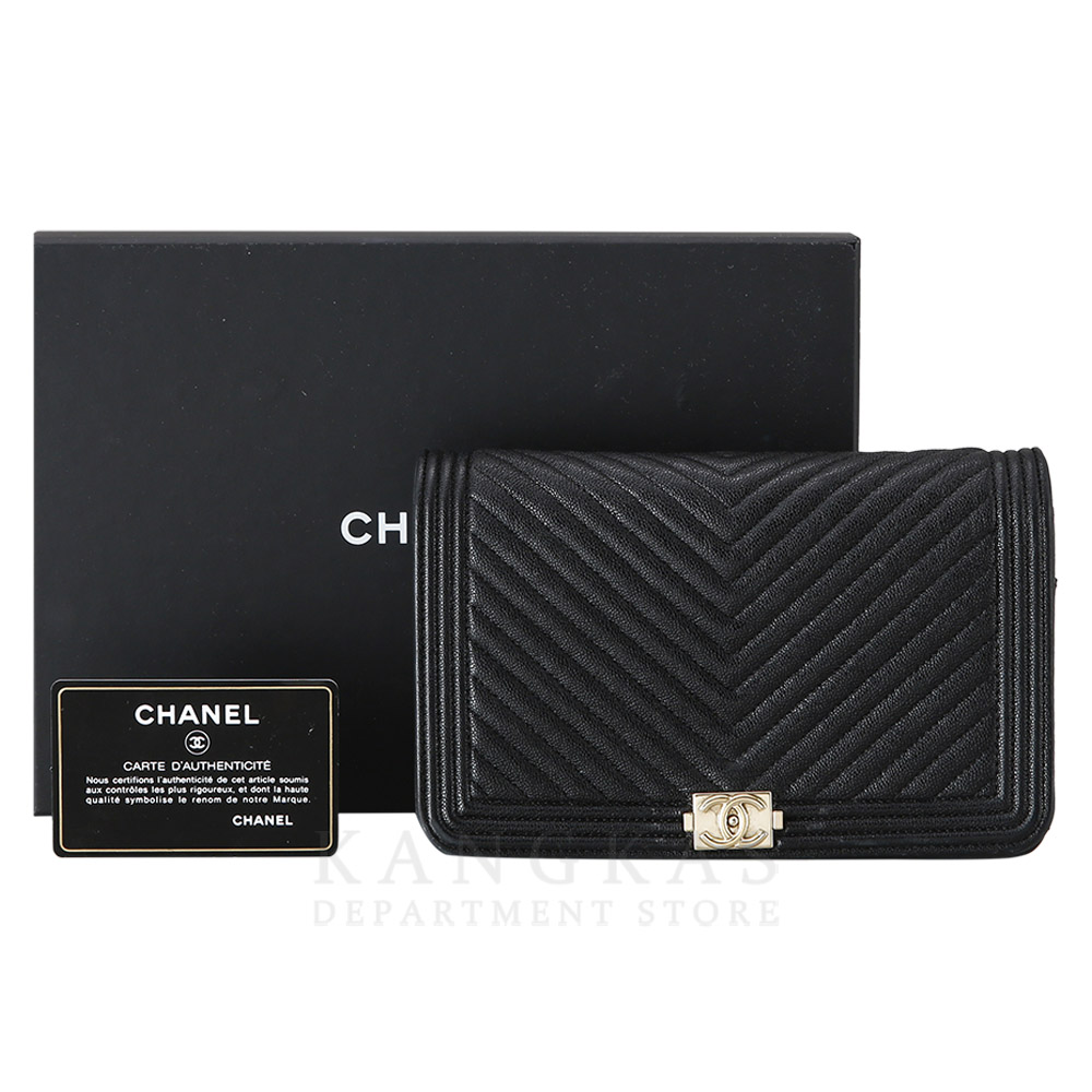CHANEL(USED)샤넬 캐비어 쉐브론 보이 WOC