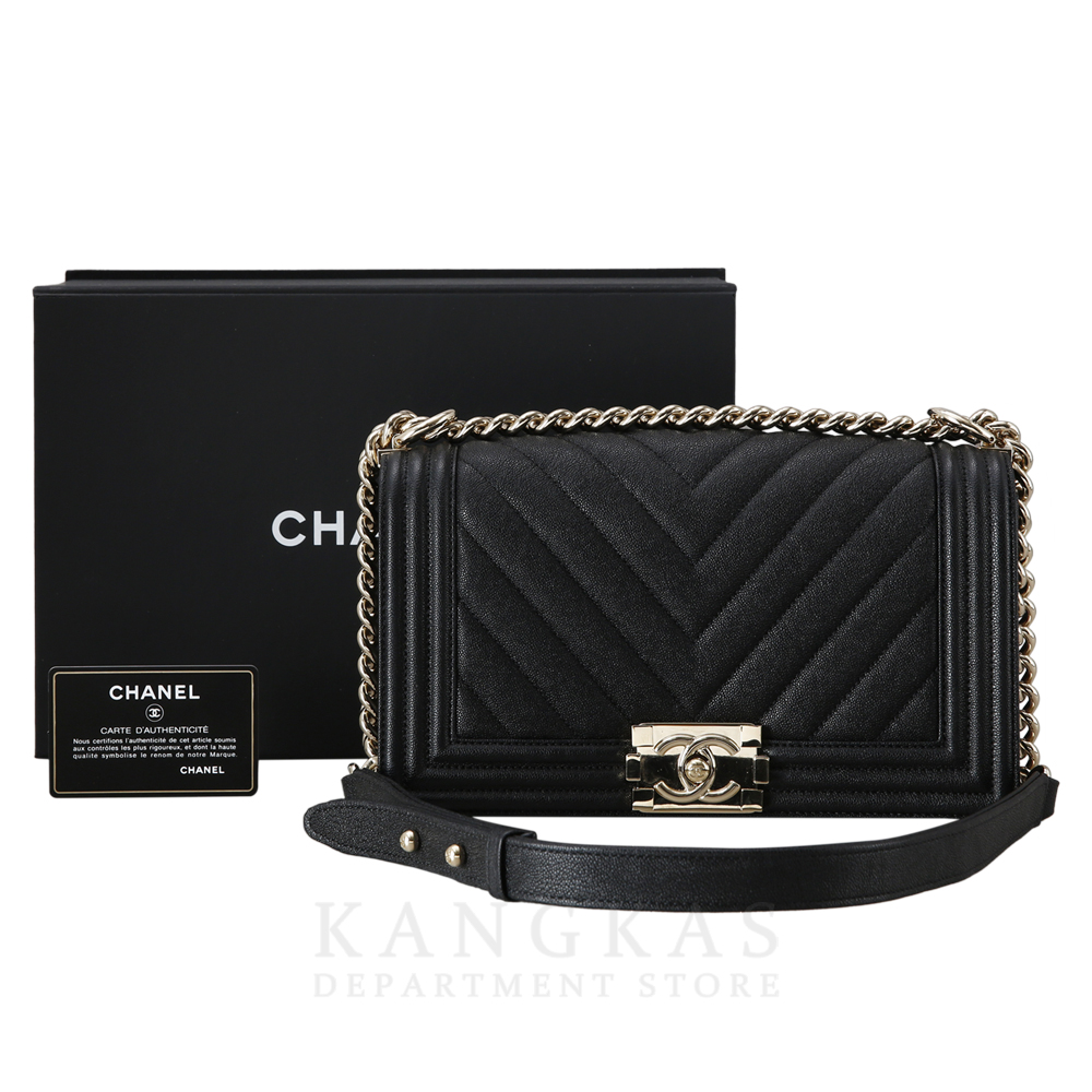 CHANEL(USED)샤넬 캐비어 쉐브론 보이샤넬 미듐 플랩백