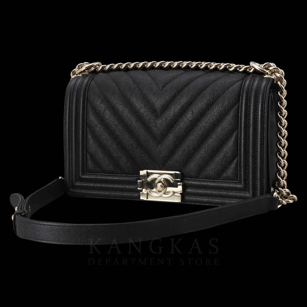 CHANEL(USED)샤넬 캐비어 쉐브론 보이샤넬 미듐 플랩백