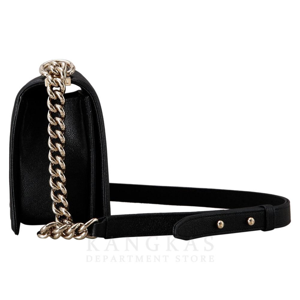 CHANEL(USED)샤넬 캐비어 쉐브론 보이샤넬 미듐 플랩백