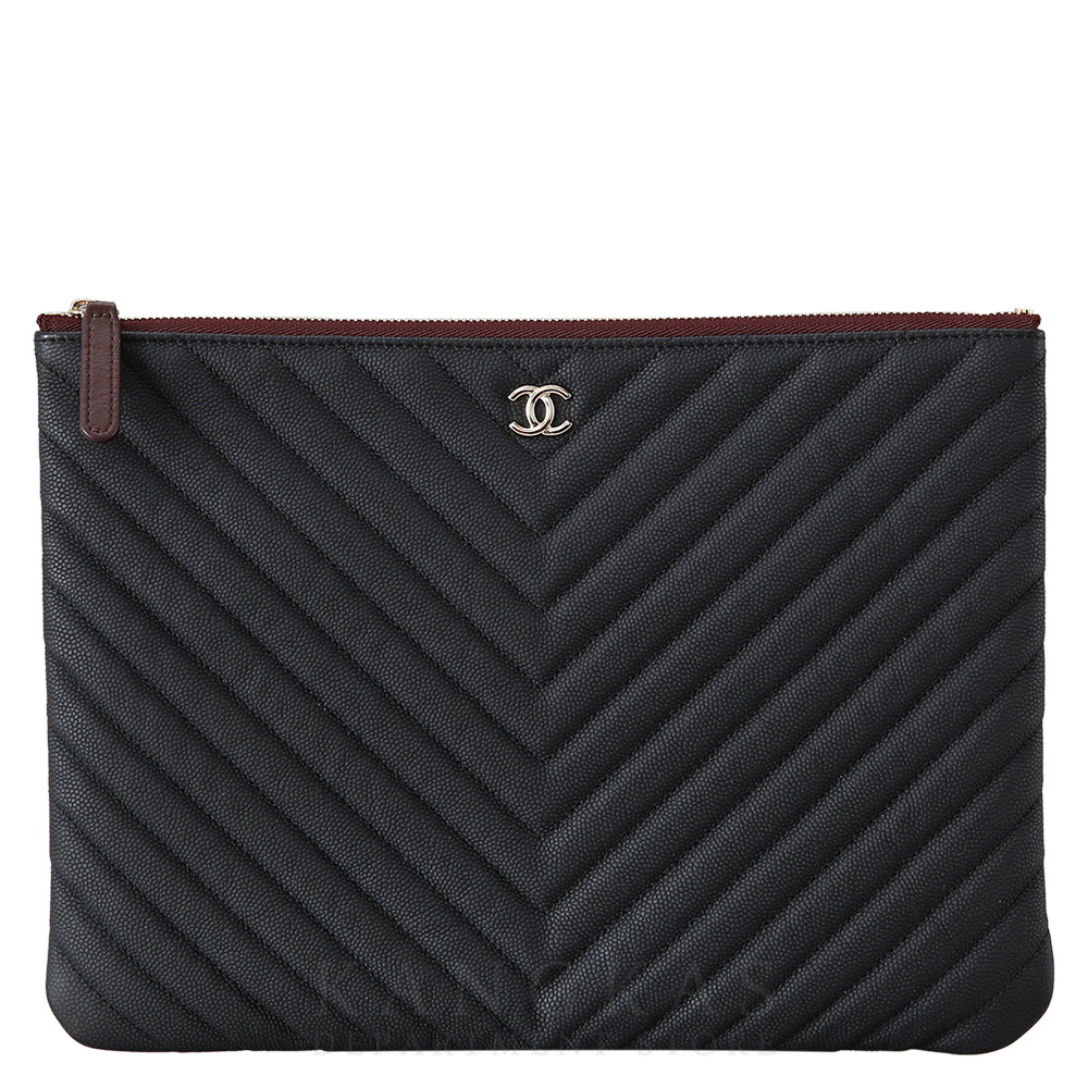 CHANEL(USED)샤넬 클래식 쉐브론 클러치 뉴미듐
