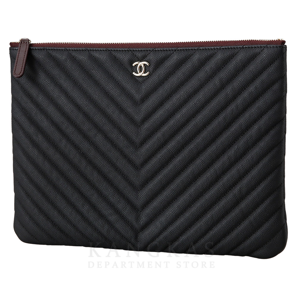 CHANEL(USED)샤넬 클래식 쉐브론 클러치 뉴미듐