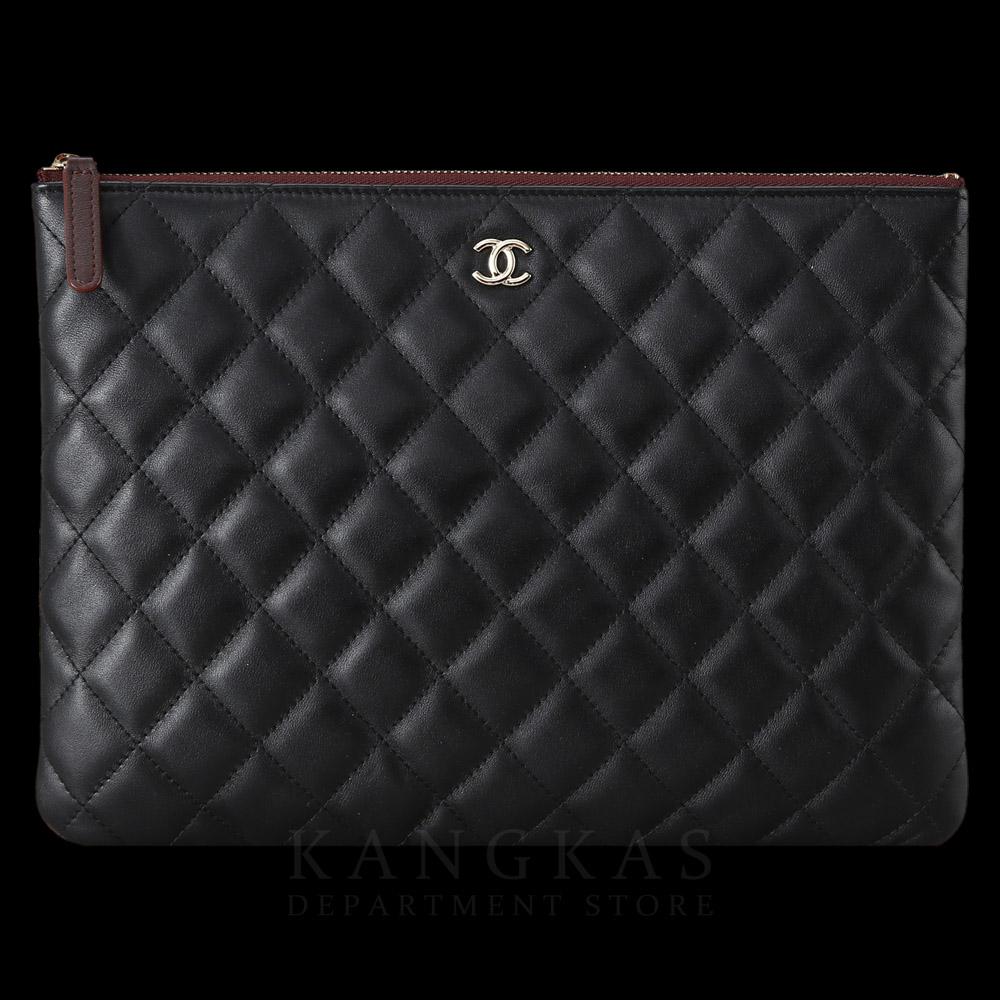 CHANEL(USED)샤넬 클래식 램스킨 클러치 뉴미듐