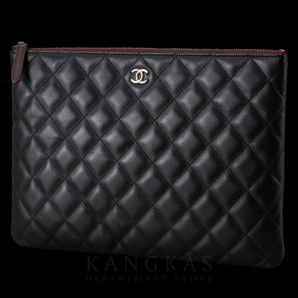 CHANEL(USED)샤넬 클래식 램스킨 클러치 뉴미듐
