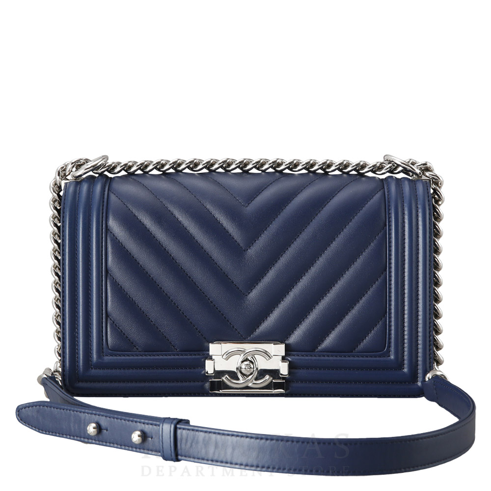 CHANEL(USED)샤넬 램스킨 쉐브론 보이샤넬 미듐