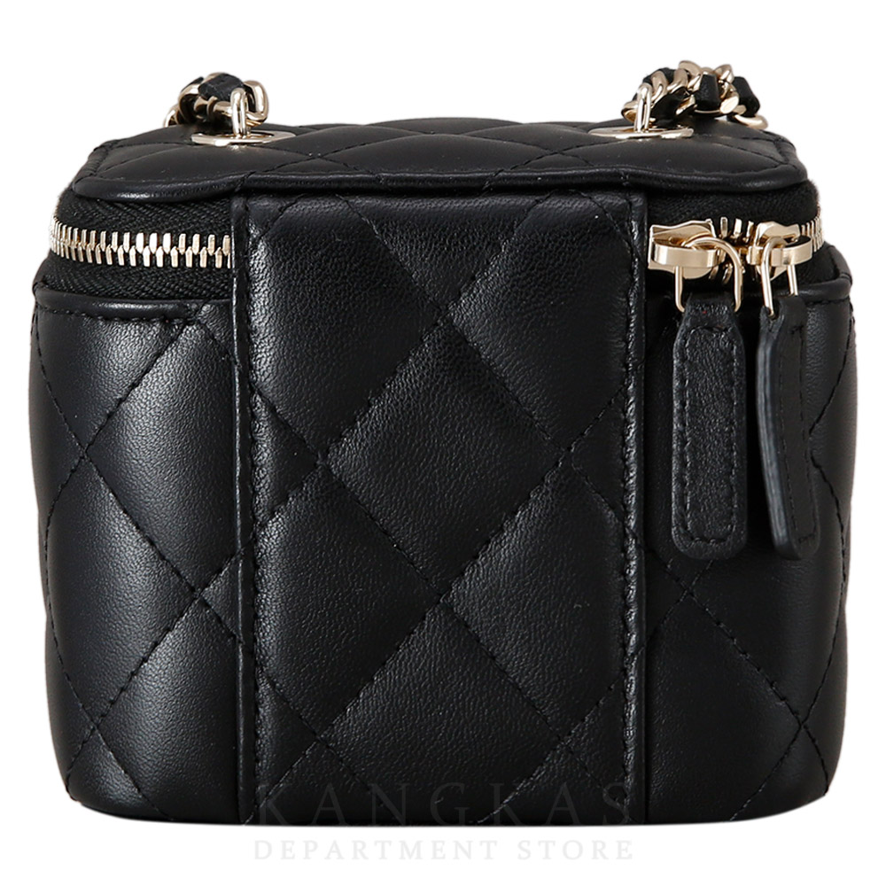 CHANEL(NEW)샤넬 램스킨 베니티 정사각 (새상품) NEW PRODUCT