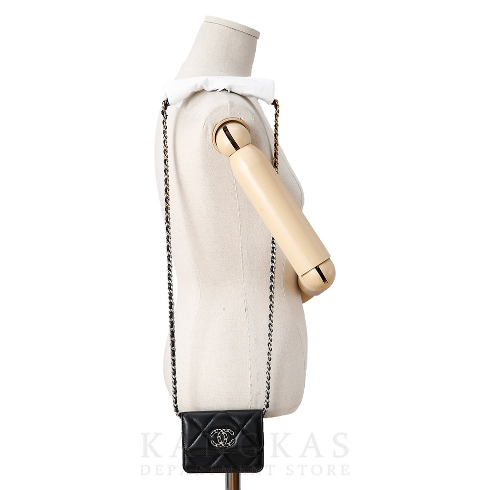 CHANEL(USED)샤넬 19 미니 체인백