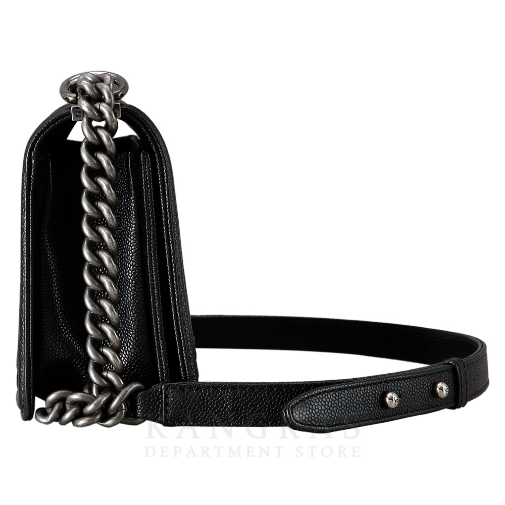 CHANEL(USED)샤넬 캐비어 보이샤넬 미듐