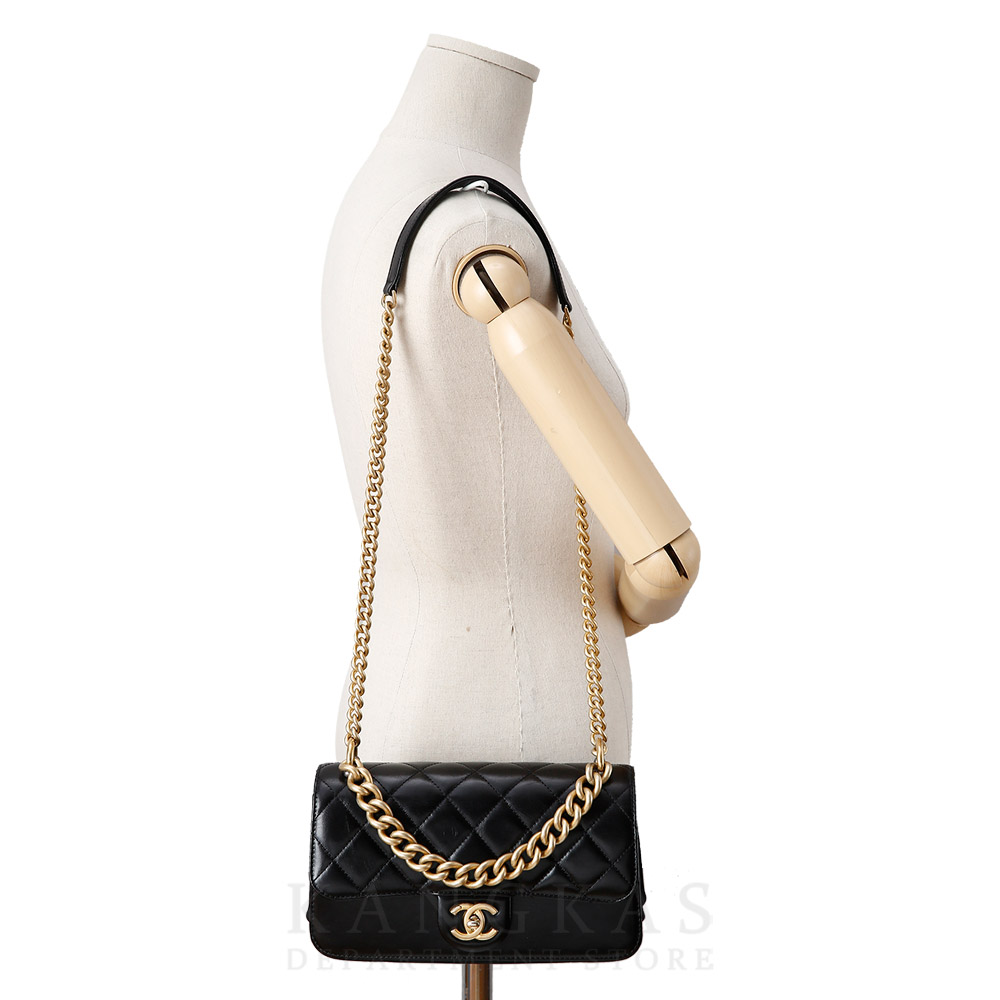 CHANEL(USED)샤넬 시즌 엔틱 체인 숄더백