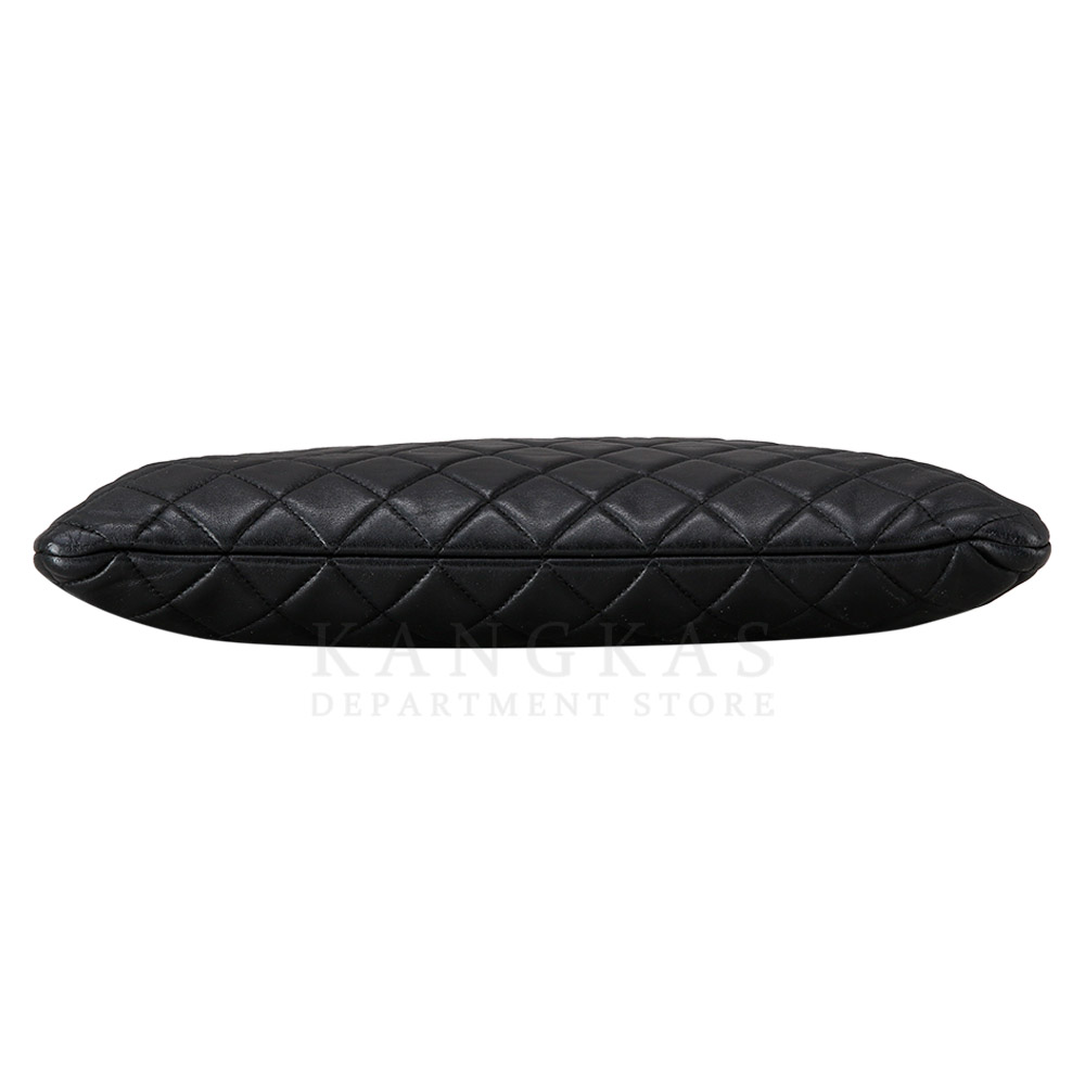CHANEL(USED)샤넬 클래식 램스킨 클러치 라지