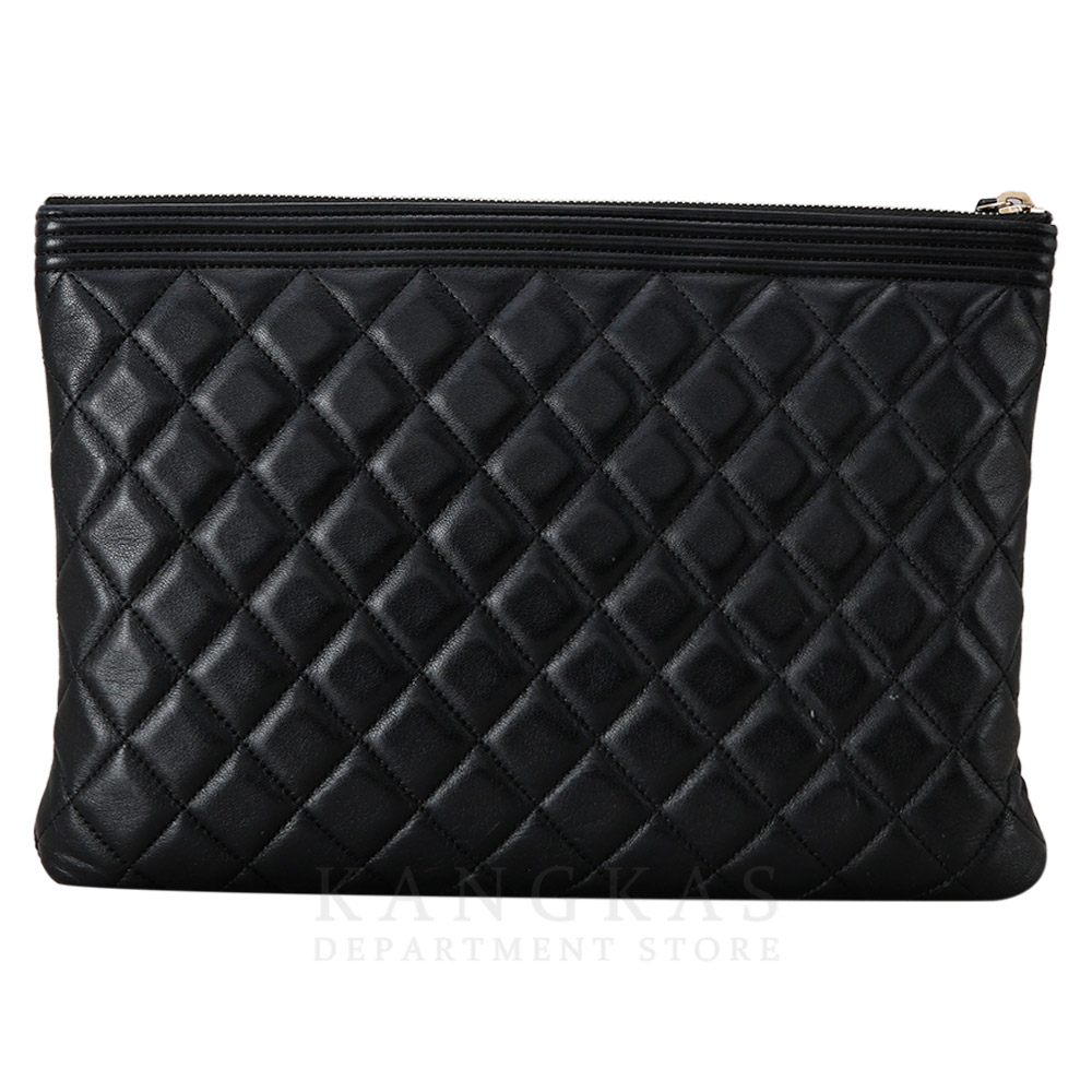 CHANEL(USED)샤넬 보이 클러치 뉴미듐