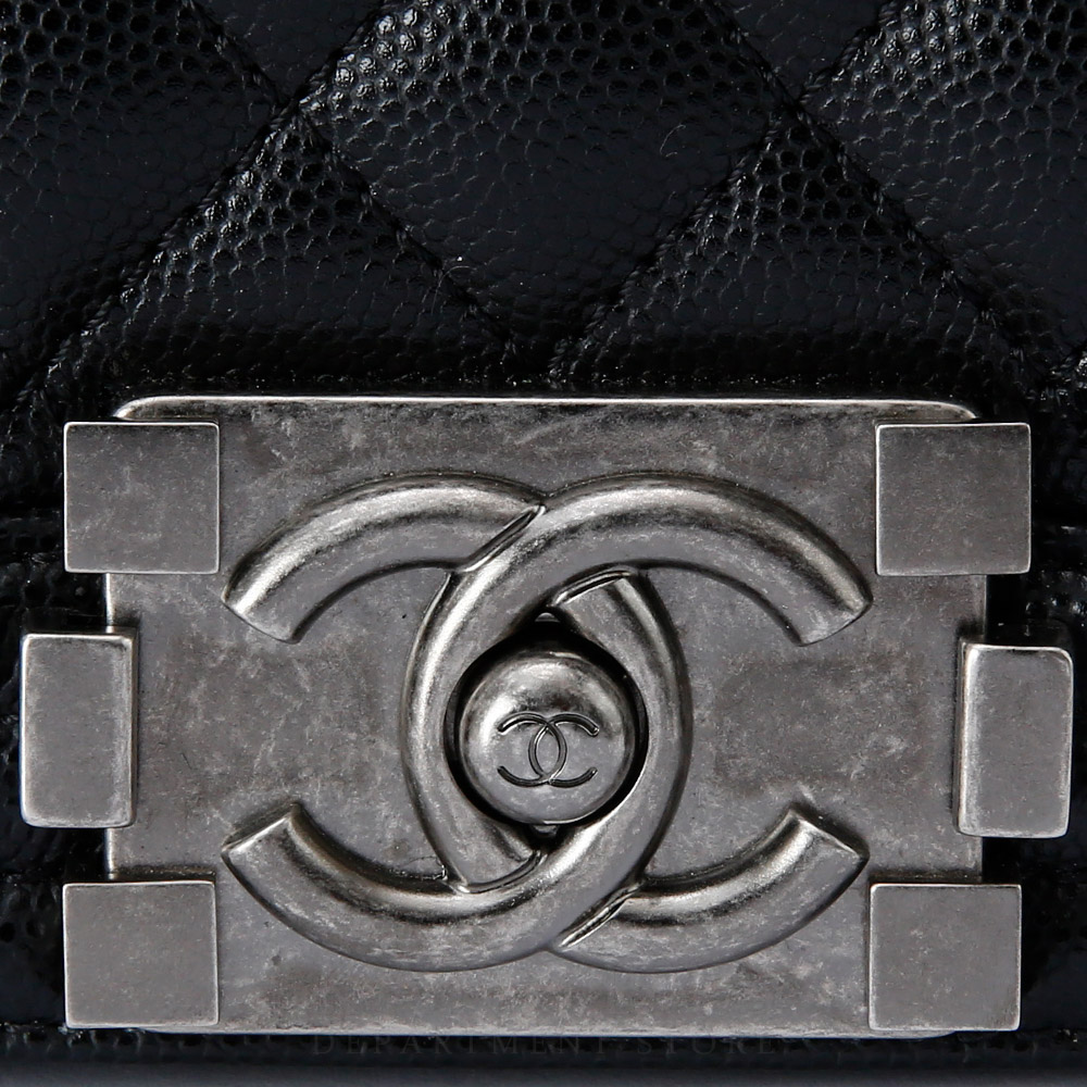 CHANEL(USED)샤넬 캐비어 보이샤넬 미듐