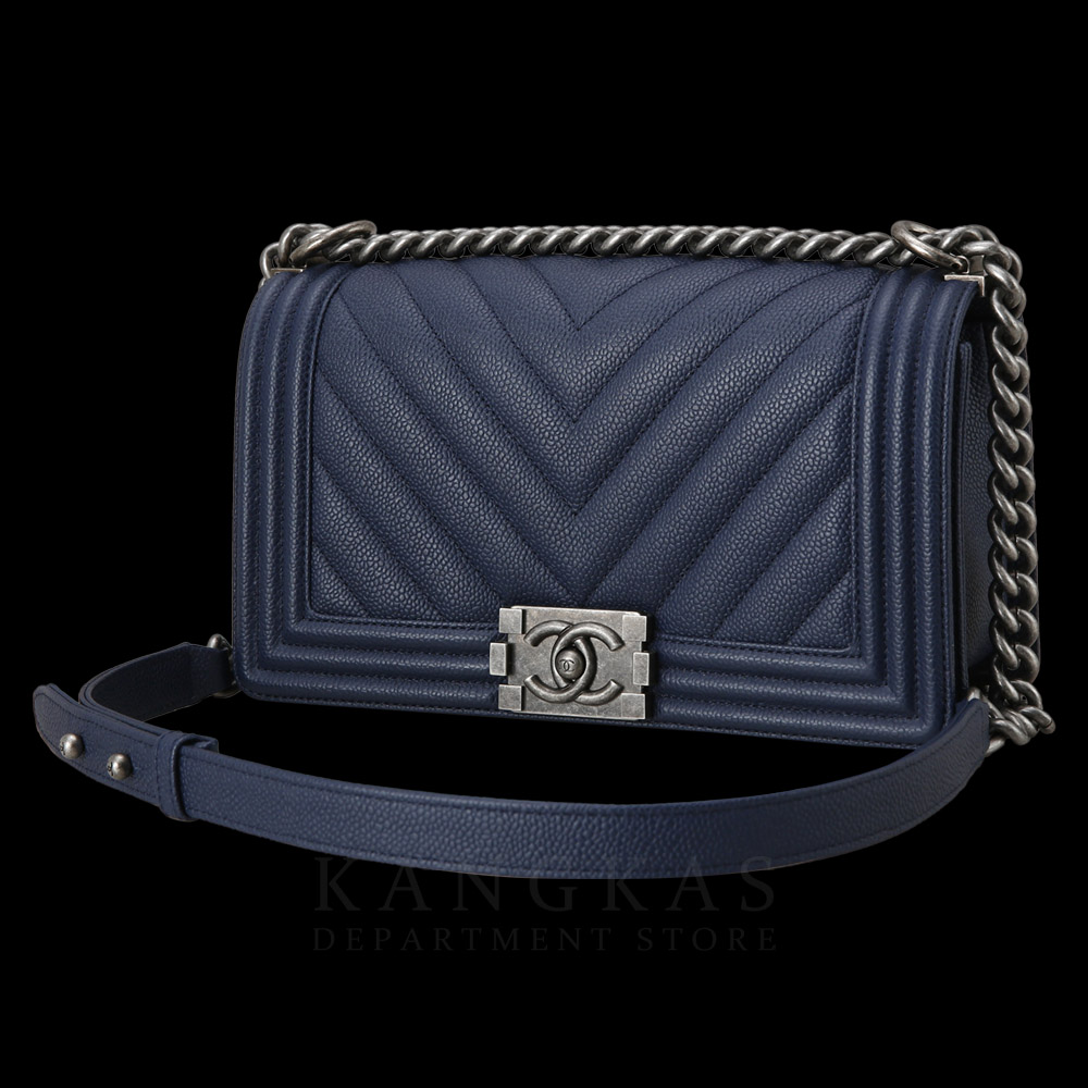 CHANEL(USED)샤넬 캐비어 쉐브론 보이샤넬 미듐