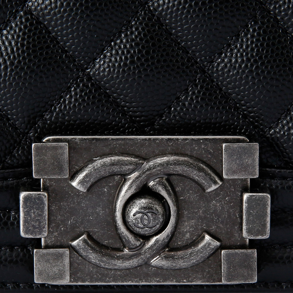 CHANEL(USED)샤넬 캐비어 보이샤넬 미듐
