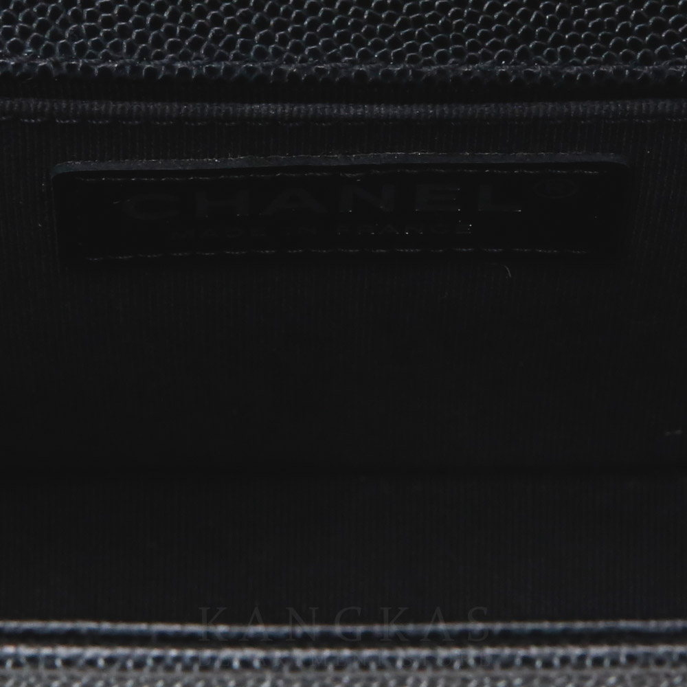 CHANEL(USED)샤넬 캐비어 보이샤넬 미듐