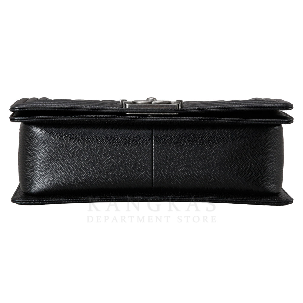 CHANEL(USED)샤넬 캐비어 보이샤넬 미듐
