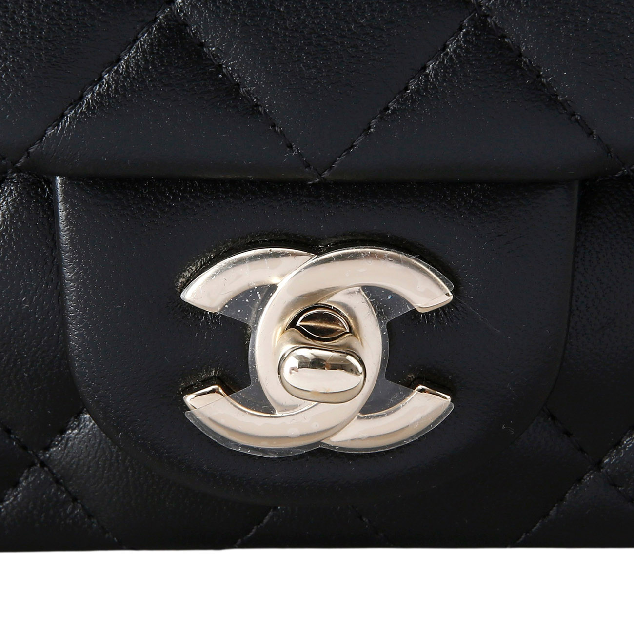 CHANEL(USED)샤넬 램스킨 클래식 뉴미니