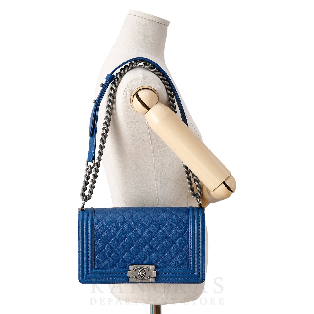 CHANEL(USED)샤넬 캐비어 보이샤넬 미듐