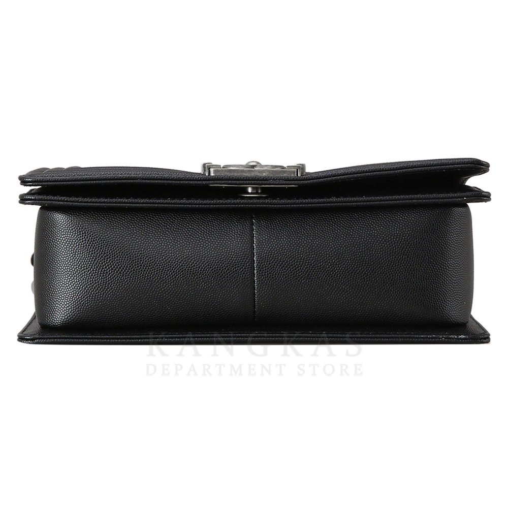 CHANEL(USED)샤넬 캐비어 보이샤넬 미듐
