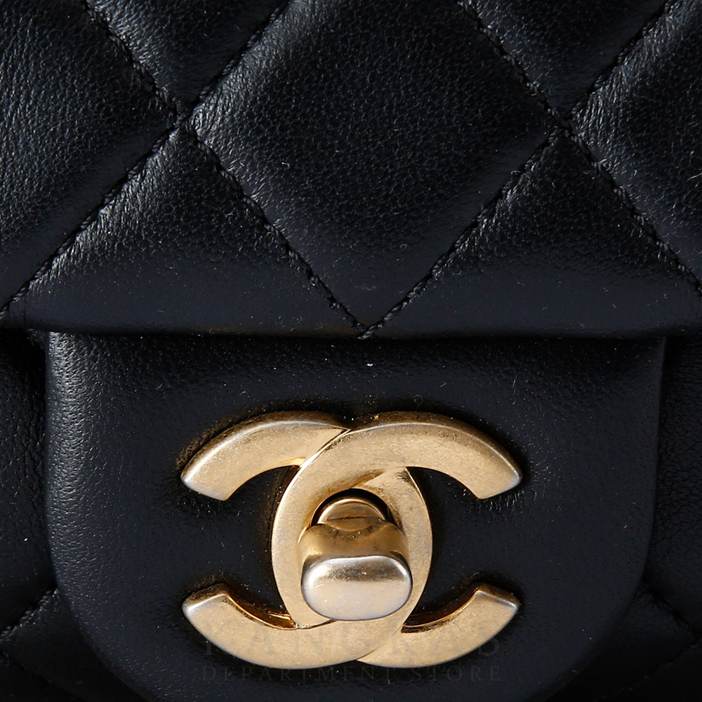 CHANEL(USED)샤넬 클래식 뉴미니 골든볼