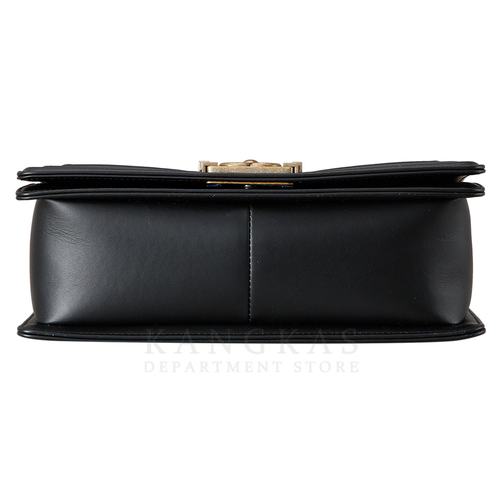 CHANEL(USED)샤넬 보이샤넬 램스킨 미듐