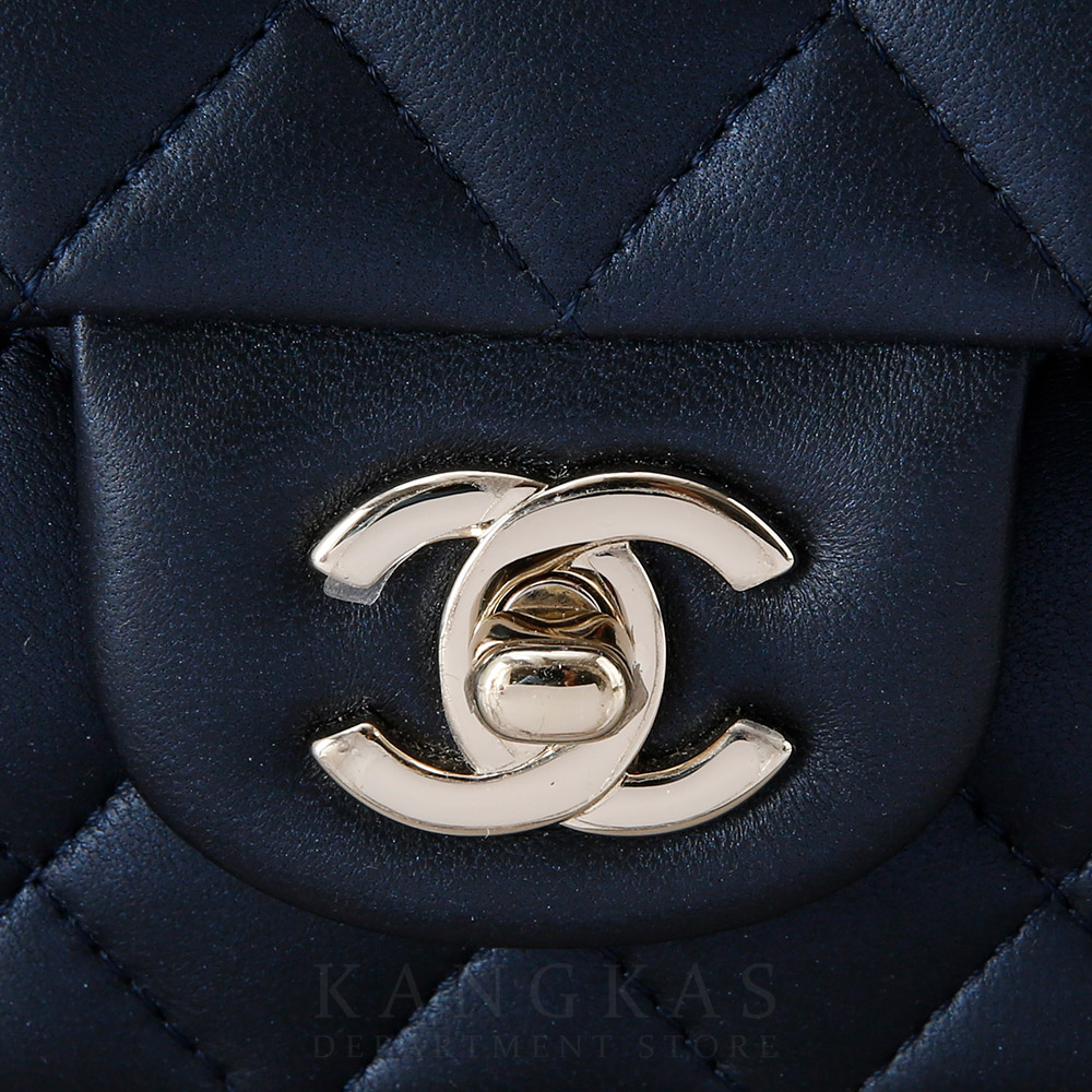 CHANEL(USED)샤넬 램스킨 클래식 뉴미니 탑핸들