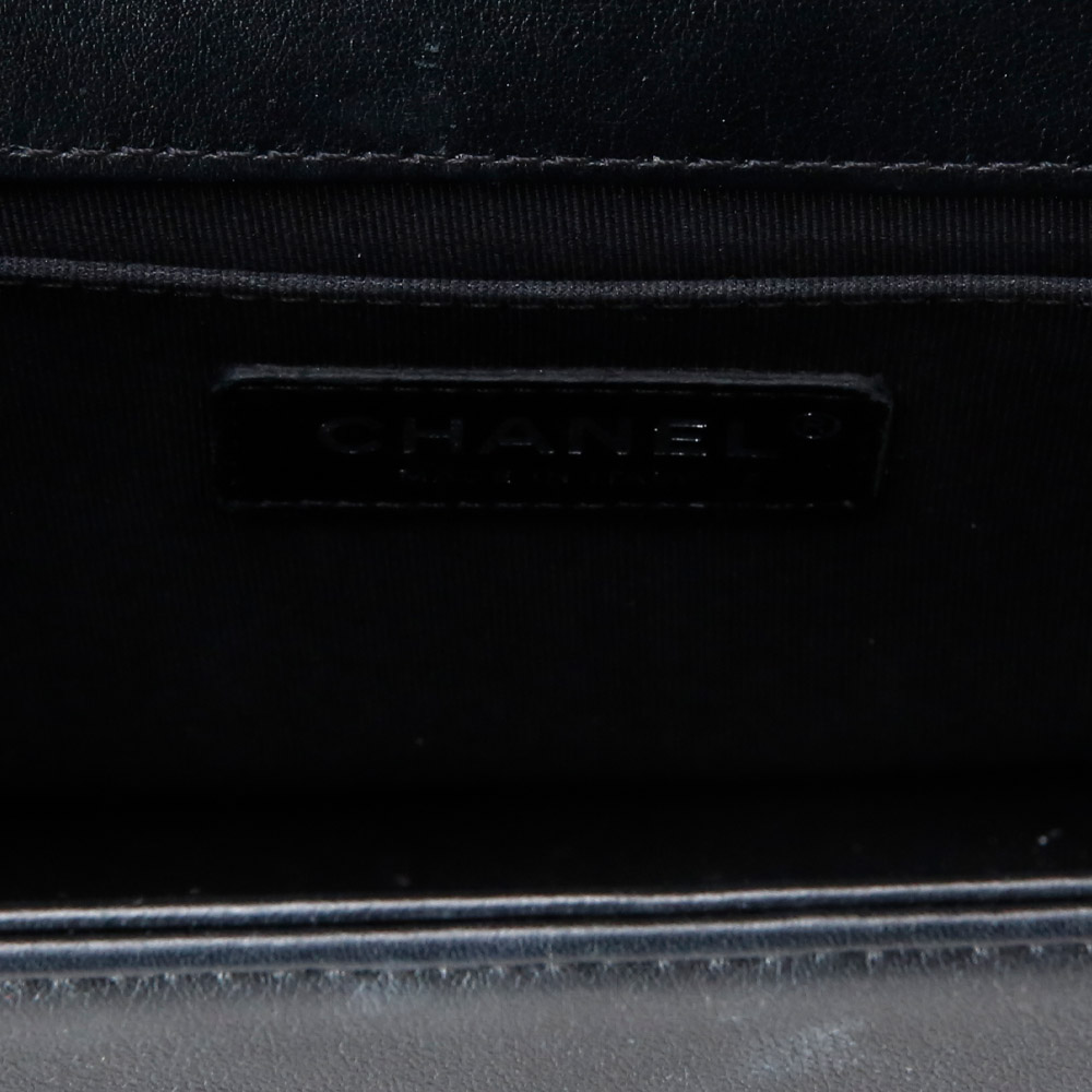 CHANEL(USED)샤넬 보이샤넬 미듐 플랩백