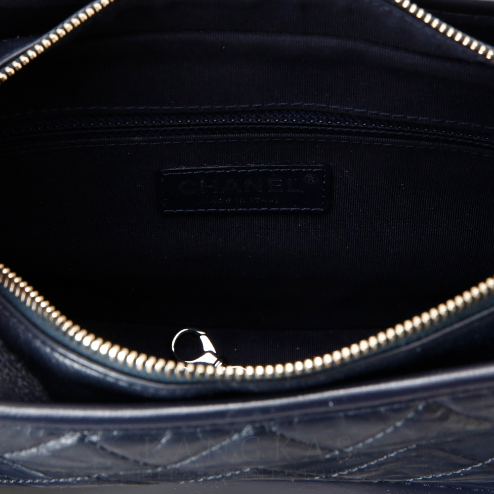 CHANEL(USED)샤넬 AS1582 가브리엘 호보 뉴미듐