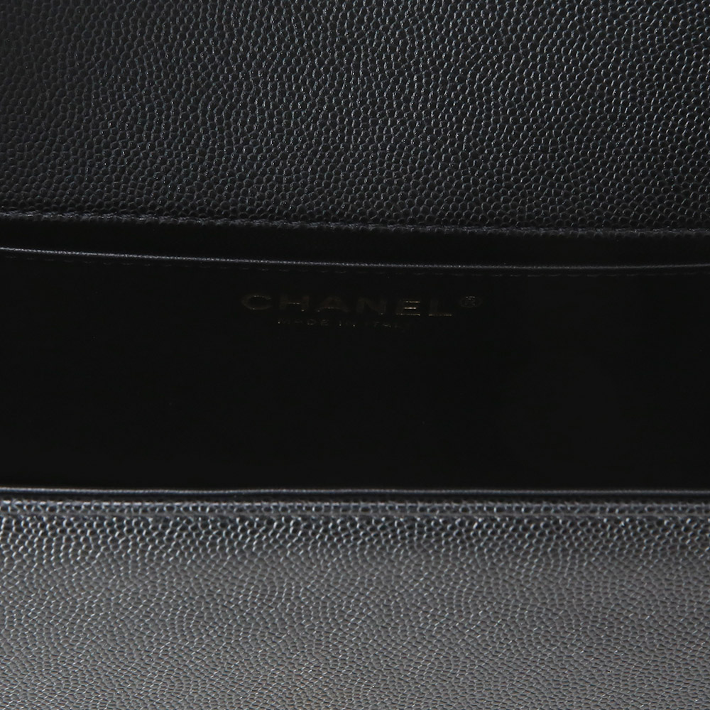 CHANEL(USED)샤넬 캐비어 보이샤넬 미듐 플랩백