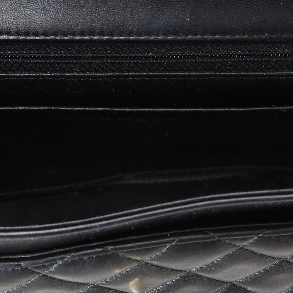 CHANEL(USED)샤넬 시즌 클래식 램스킨 미듐 플랩백